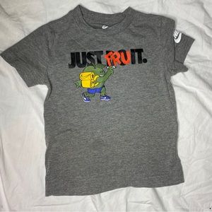 Nike 3T Short Sleeve Shirt